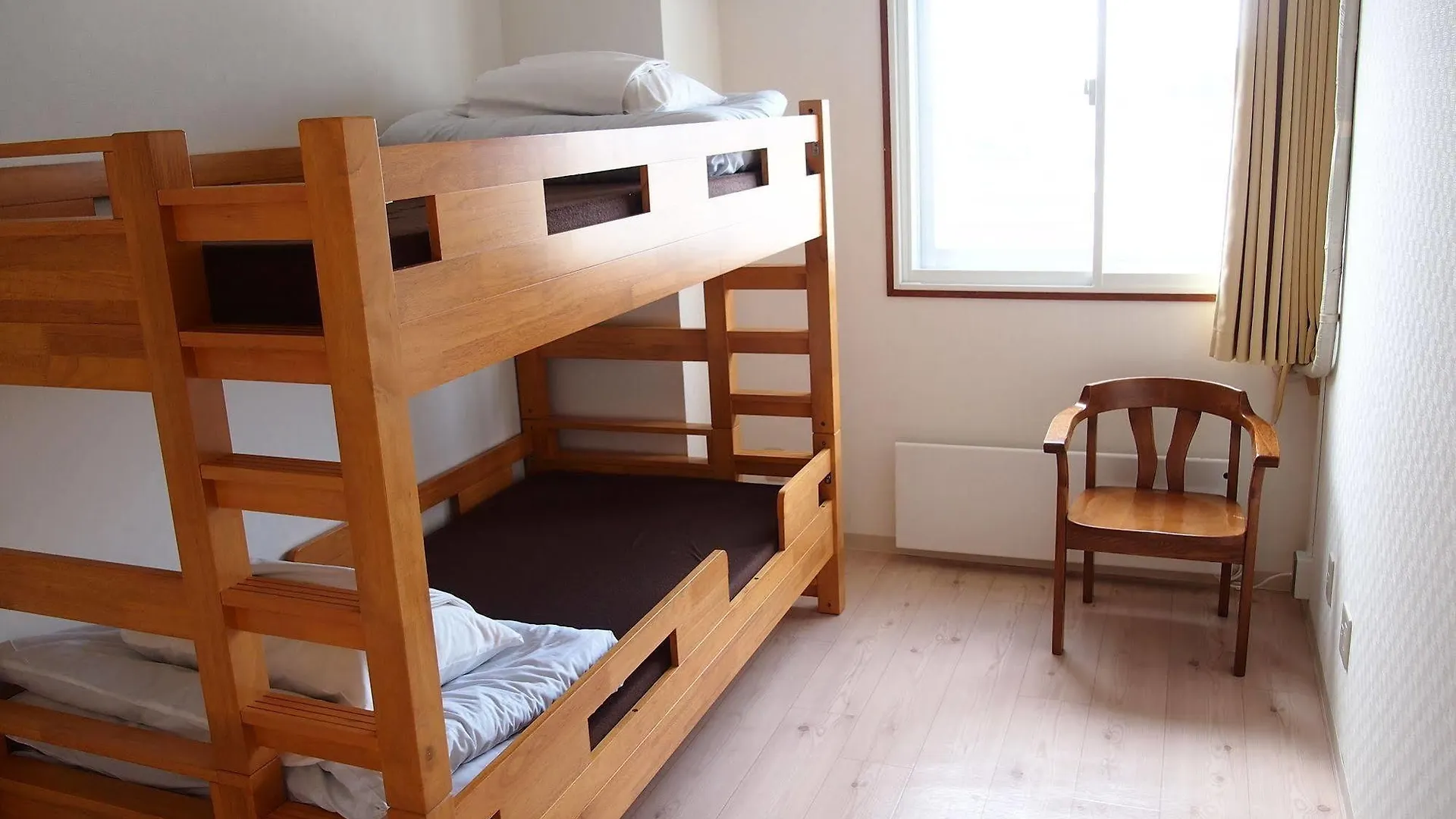 Khaosan Chitose Family Hostel 千歳市