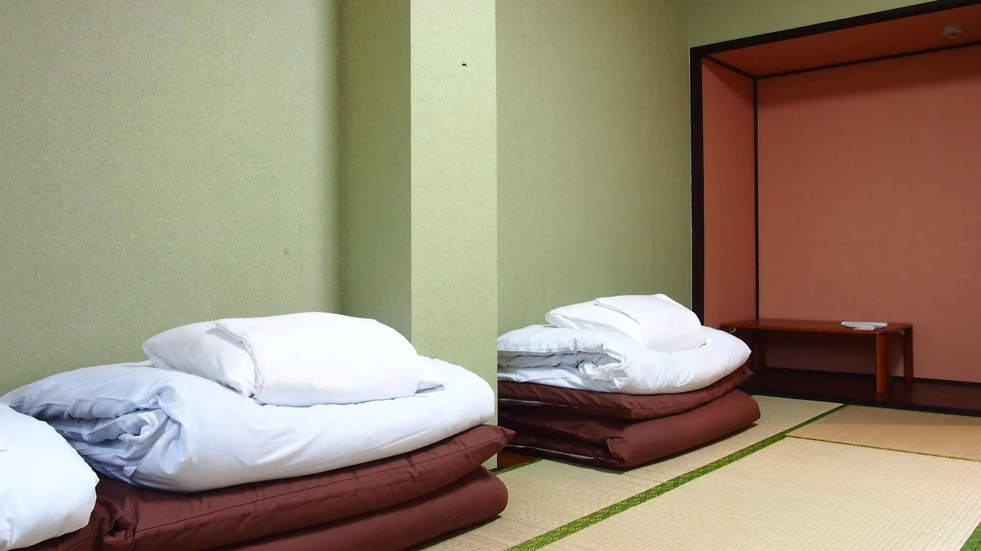 Khaosan Chitose Family Hostel